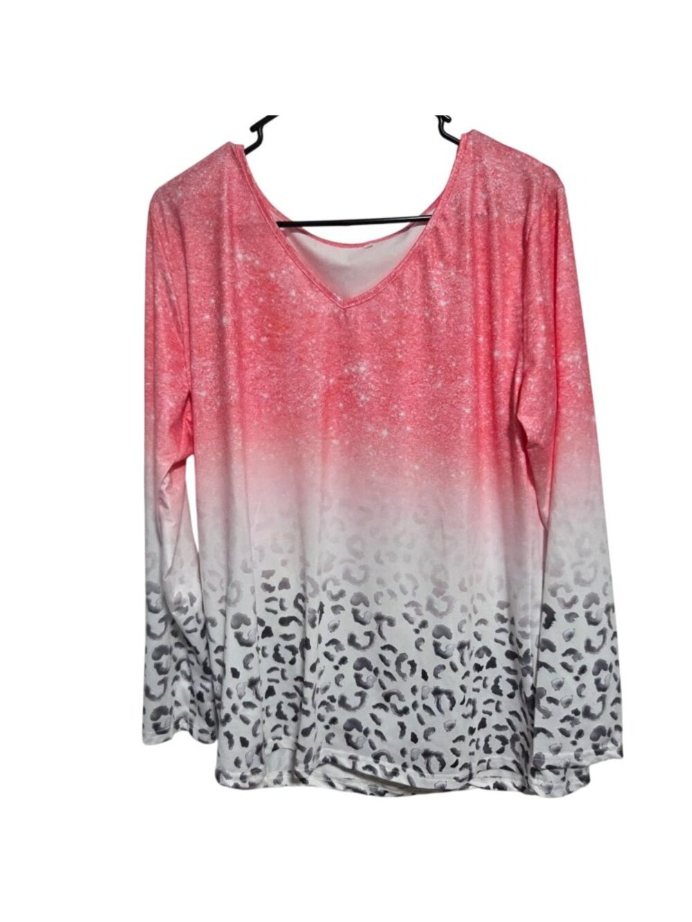 Womens Top Size XL Pink White Ombre Leopard Print Long Sleeve V Neck Casual